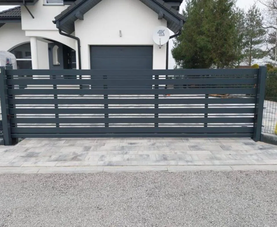 Wykończenie ogrodzenia posesji